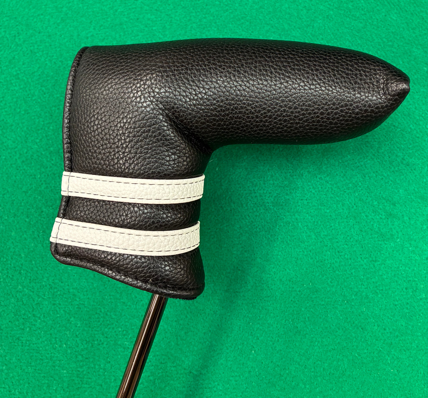Tour Issue Toulon Design Chicago Putter 34" | LFC & St. Pats Stamping | New Lamkin Pistol Grip | New Leather Headcover | Great Condition