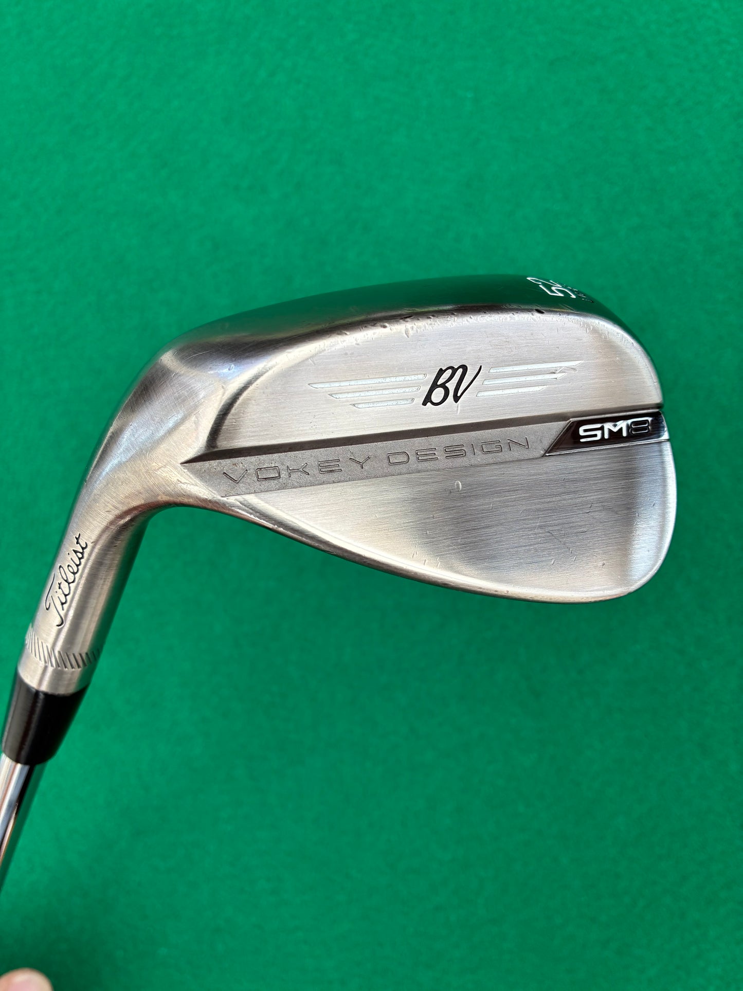 Titleist Vokey SM8 52 degree wedge (left handed)