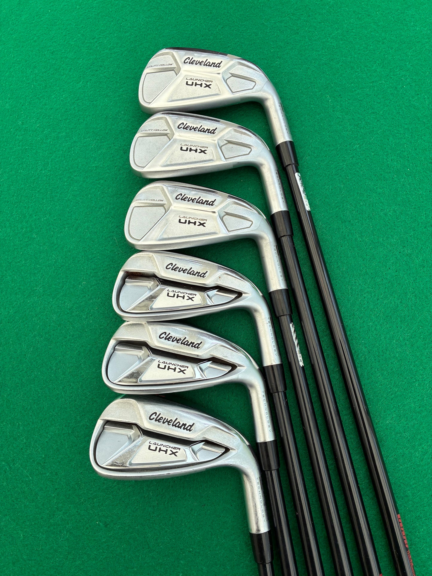 Cleveland Launcher UHX Iron Set