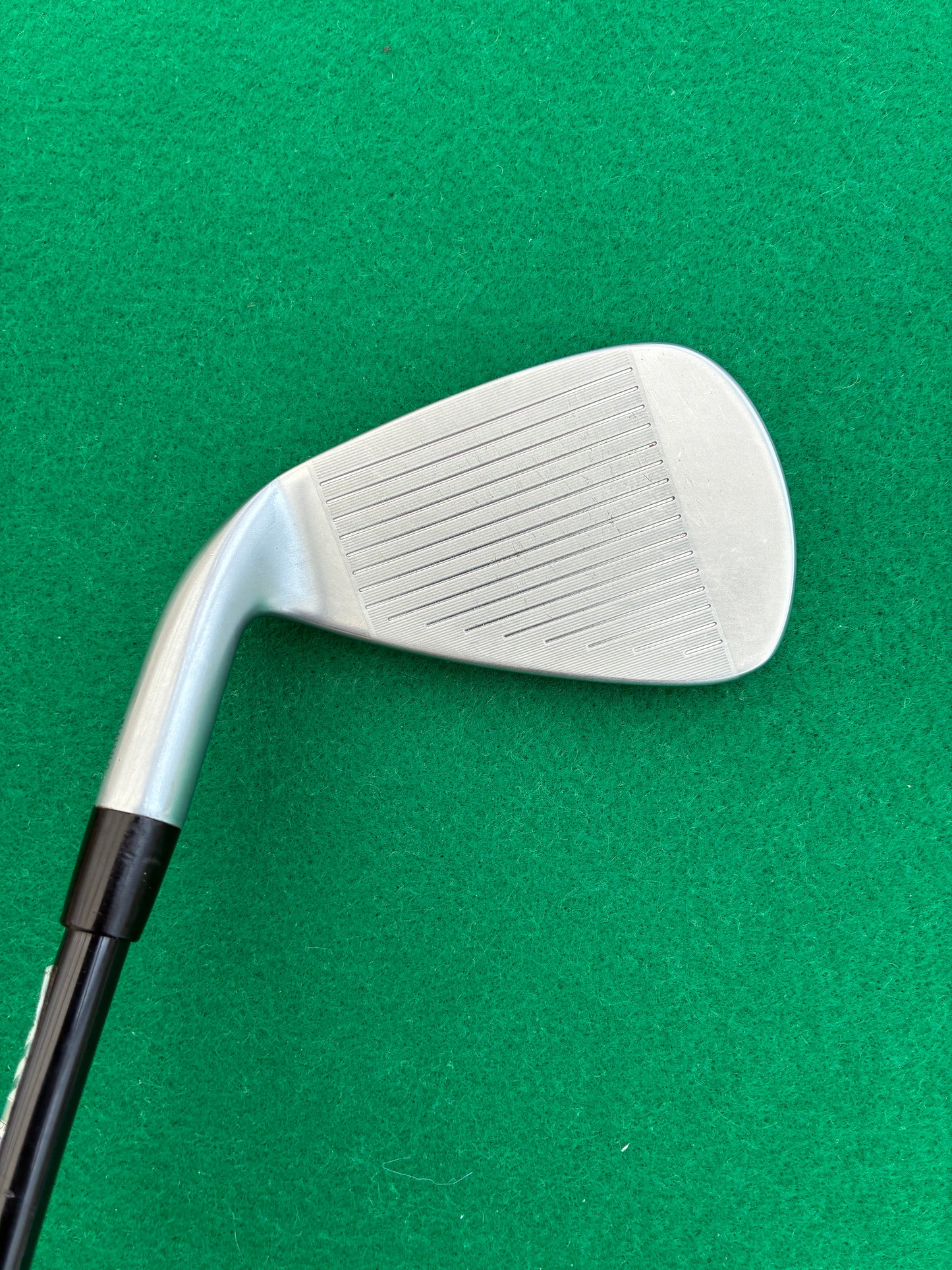 Cleveland Launcher UHX Iron Set