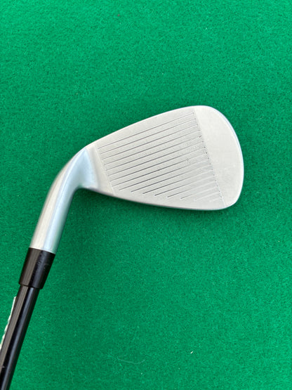 Cleveland Launcher UHX Iron Set