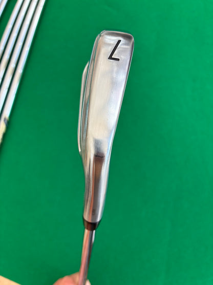Titleist T100 Iron Set