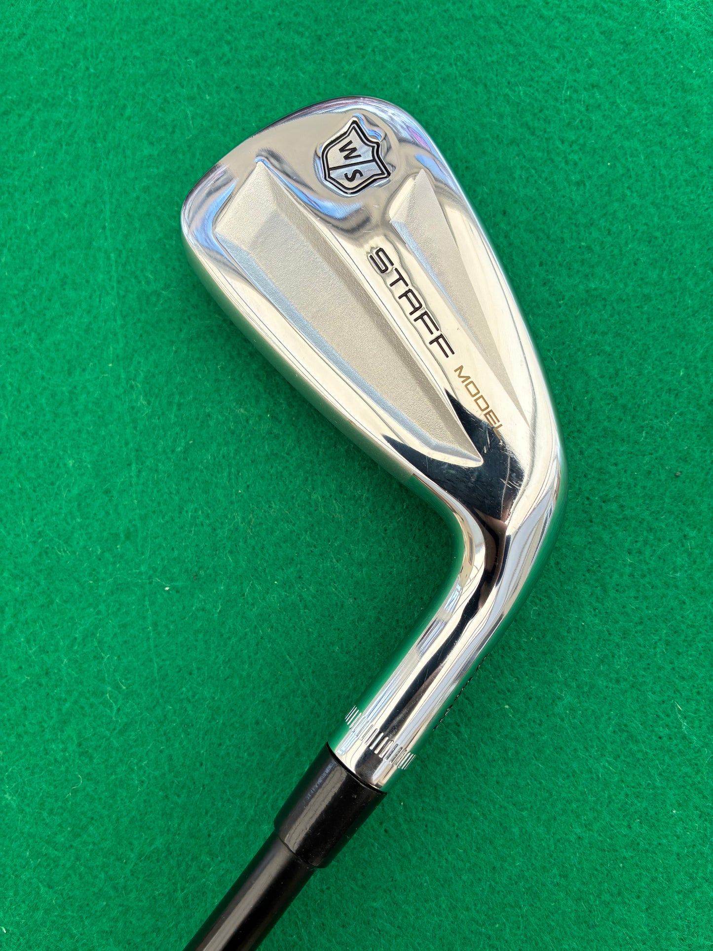 Wilson Staff 21 degree model driving iron