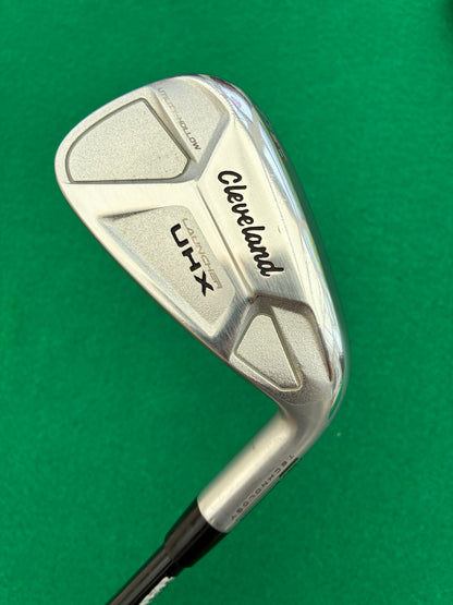 Cleveland Launcher UHX Iron Set