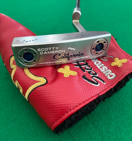 Scotty Cameron Studio Design 2.5 Putter 35" | Custom Shop | Red Pistol Grip | Custom Headcover | Amazing Condition